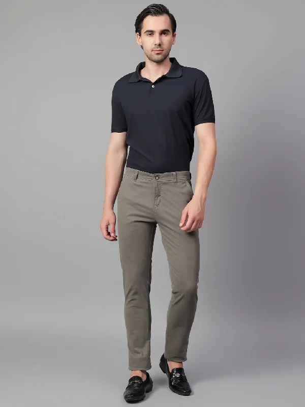Casual And Comfortable Men's Olive Green Self Design Non-Pleated Casual Trouser
